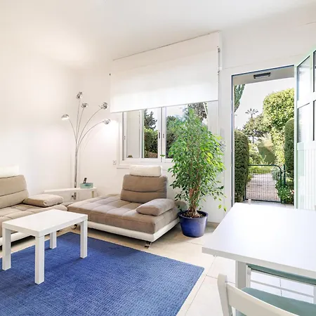 Pdf Rdc - 2 Bdr With Terrace - Quiet And Close To Beaches Apartmán